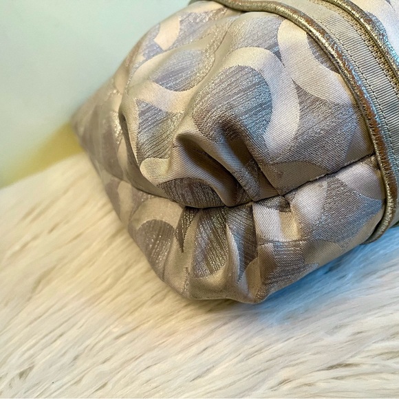 Coach Poppy Signature Silver Jacquard Large Designer Tote Shoulder Bag - Picture 7 of 9